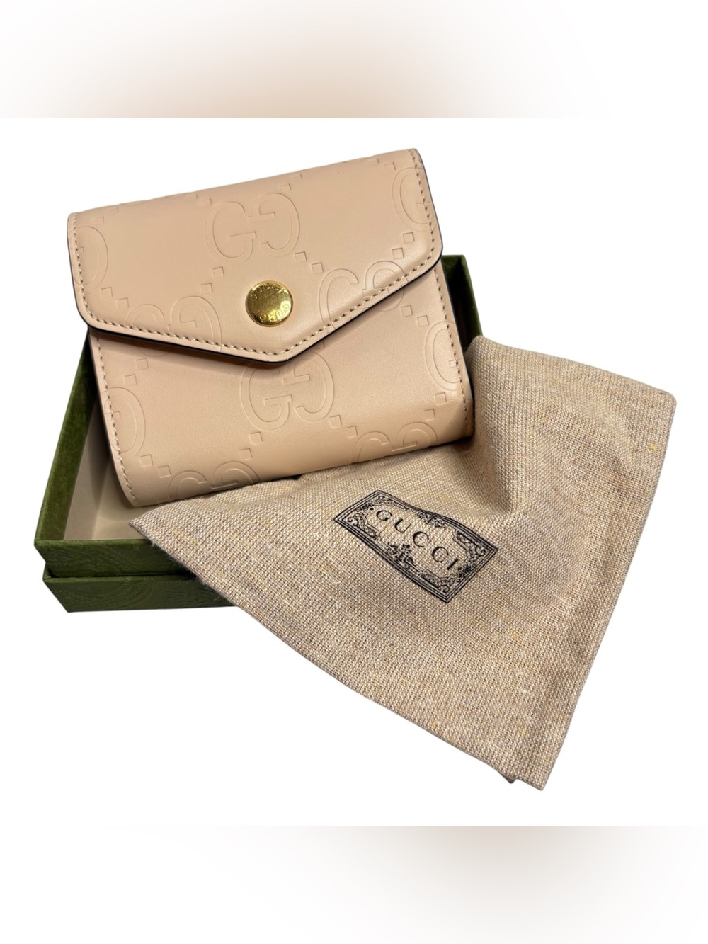 Gucci Beige Leather Small Wallet with Embossed GG Original Box and Bag $750